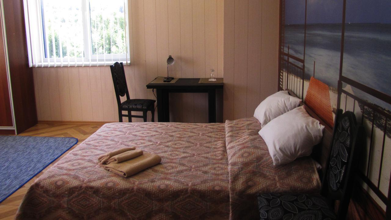 Mini Hotel Leon Lalovo Eksteriør bilde