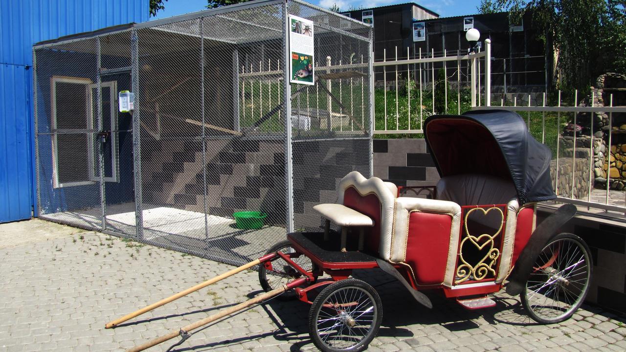 Mini Hotel Leon Lalovo Eksteriør bilde